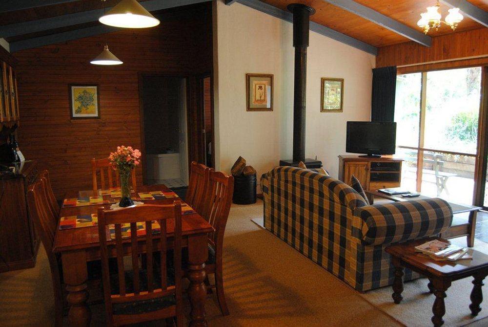 Clarendon Chalets เมาท์แกมเบีย ภายนอก รูปภาพ