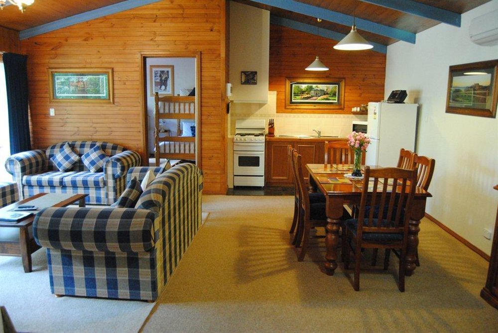 Clarendon Chalets เมาท์แกมเบีย ภายนอก รูปภาพ